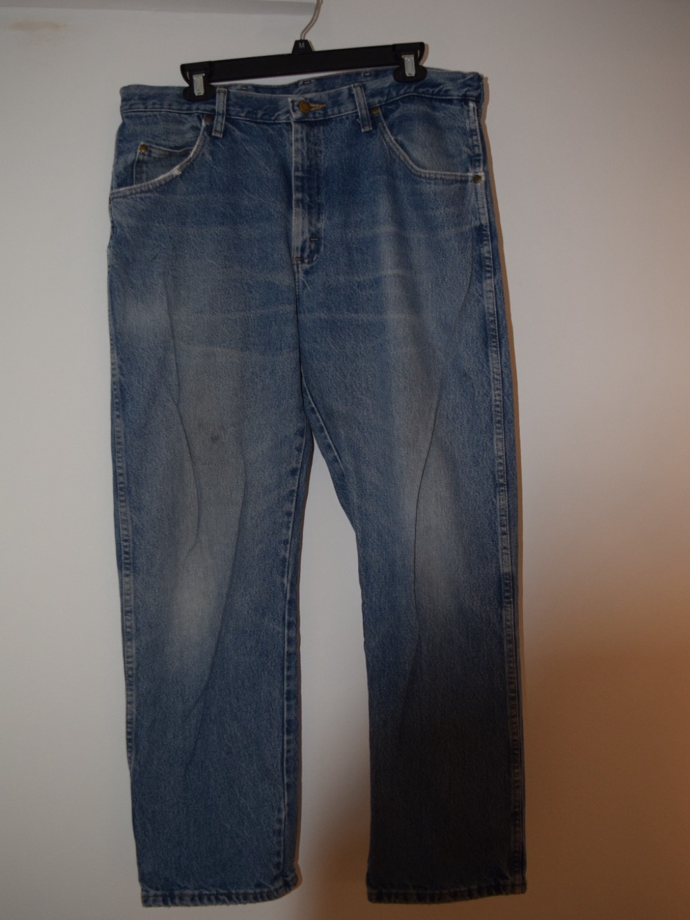 Wrangler Authentic Jeans 36x30 100% Cotton Straight Leg